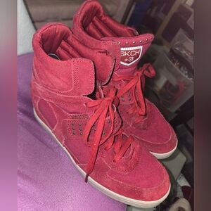 Skechers +3 Hidden Wedge Sneakers 8.5